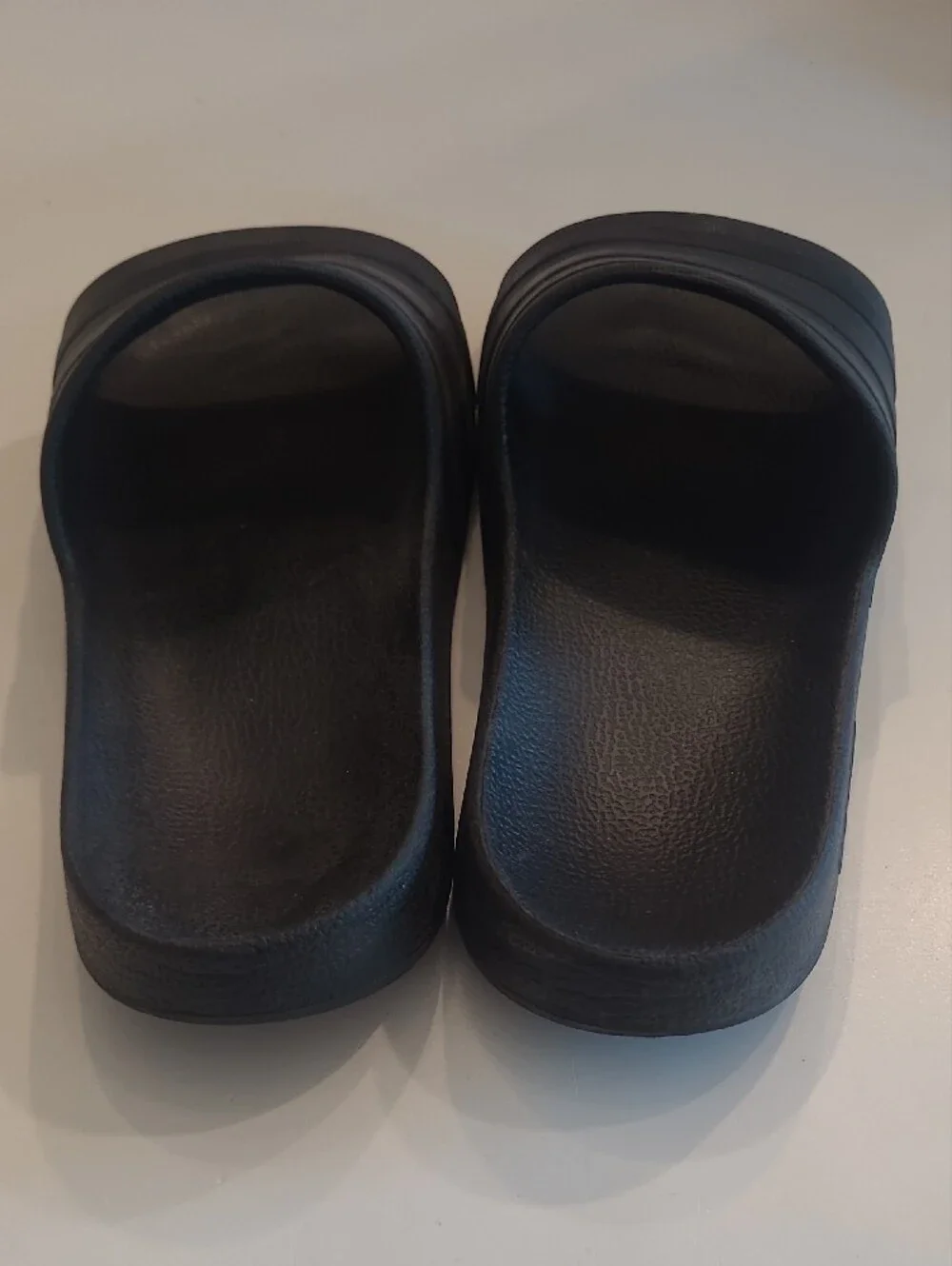 Adidas Unisex Slide Sandals Textured Strap Slip On Open Toe Comfort